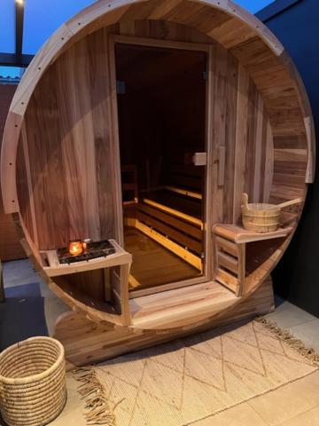 Charley'S Wellness Suite Westkapelle Ngoại thất bức ảnh